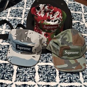 Supreme Kids Camo Hats - Red, Green, Blue Comes With Lids Case